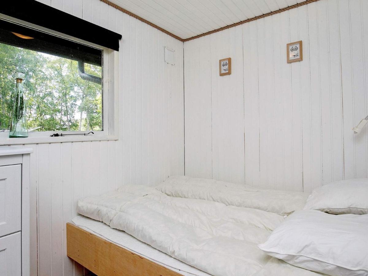 4 Person Holiday Home In L S Laeso Екстер'єр фото